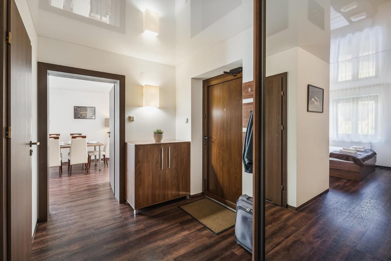 Apartamenty Eko 슈차브니차 객실 사진
