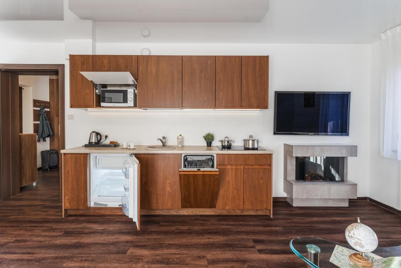 Apartamenty Eko 슈차브니차 외부 사진